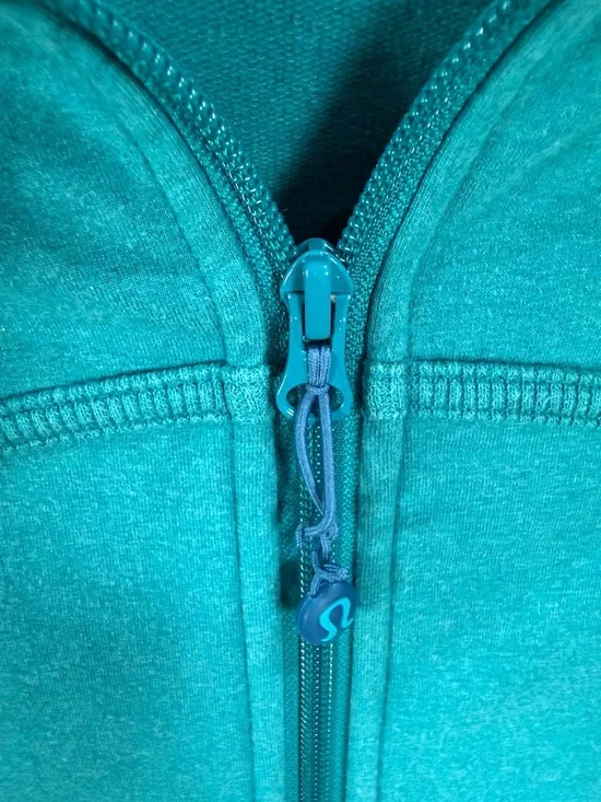 lululemon athletica Teal Hooded Full-Zip Jacket,Size 10. - Picture 6 of 15